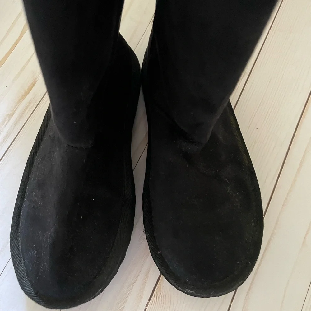 The Children’s Place soft sided Faux-suede upper boots